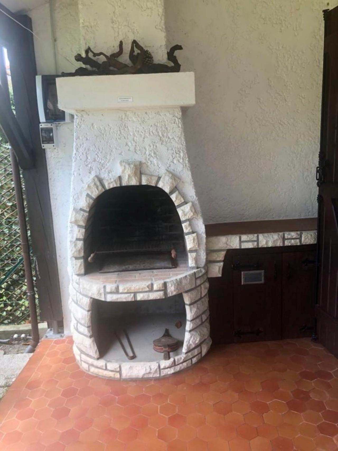 Agreable Maison A 400M Du Lac Villa Sanguinet Bagian luar foto